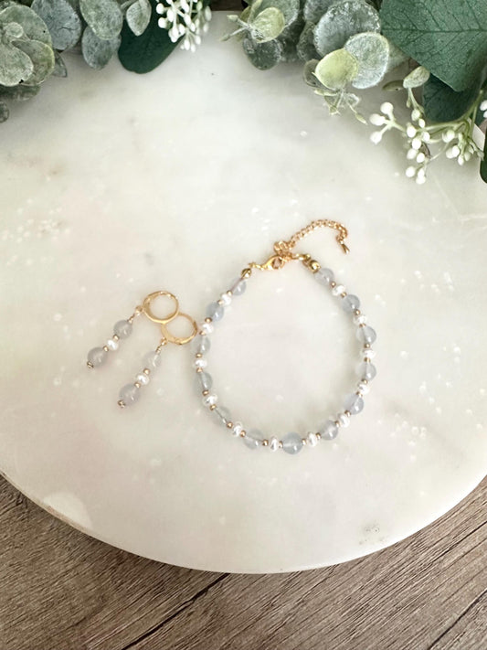 Pale Blue Seaglass and Pearls Beaded Bracelet -Gift-Wedding-Bridesmaid