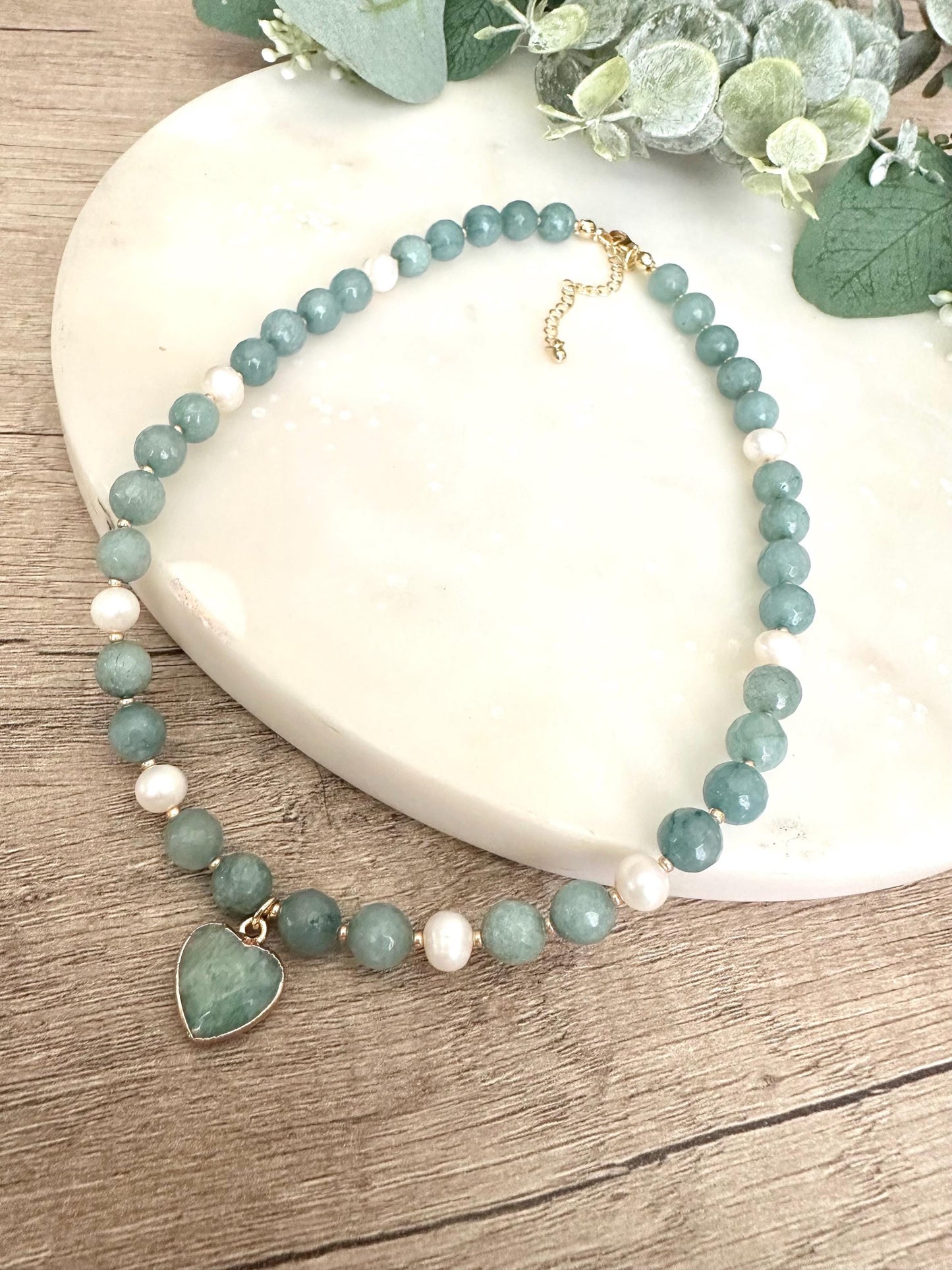 Sage Green jade, Freshwater pearls Beaded Heart Necklace -Gift-Wedding-Bridesmaid