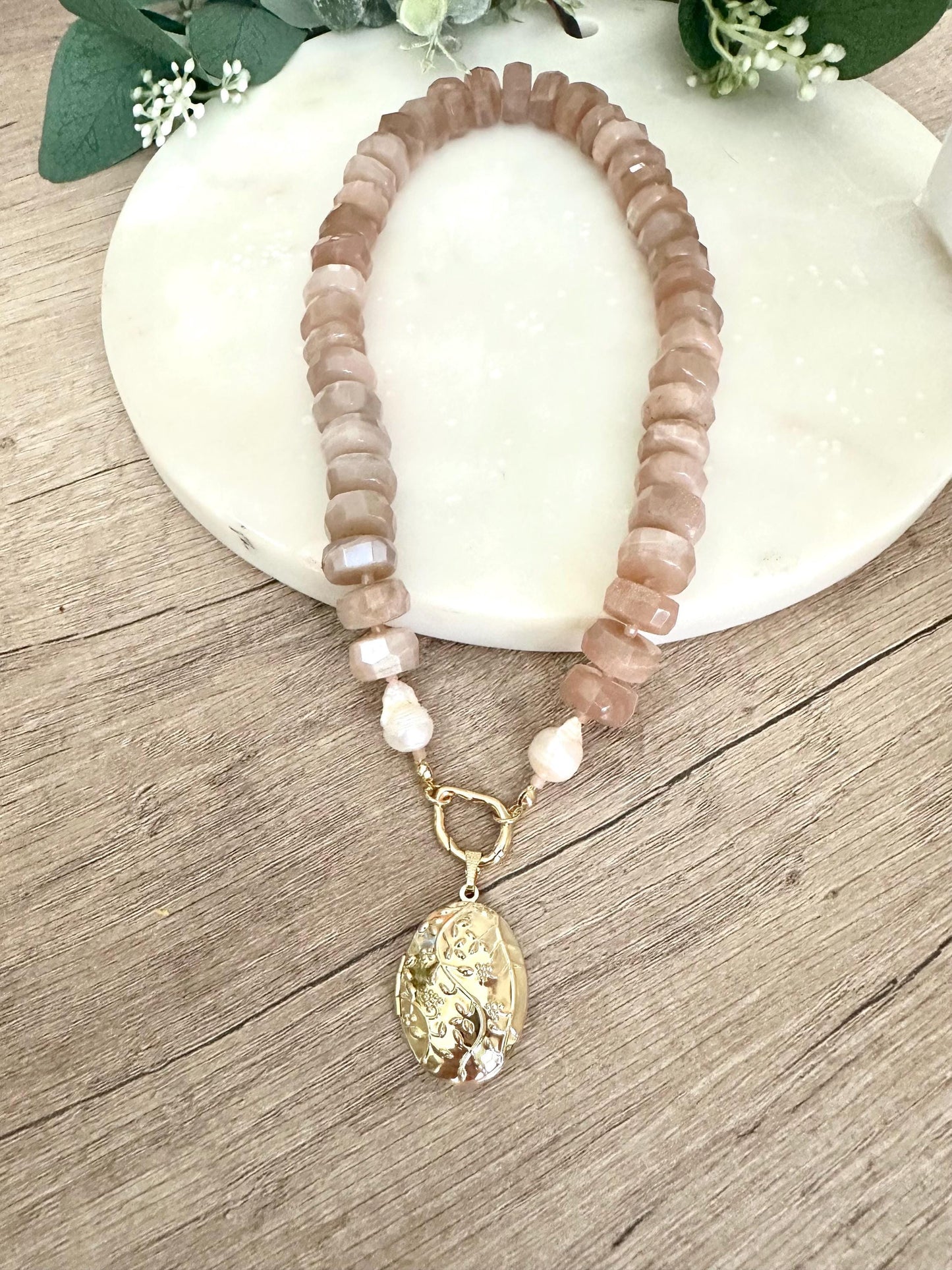 Peach Moonstone Beaded Necklace Locket Pendant Chunky Necklaces -Gift-Wedding-Bridesmaid