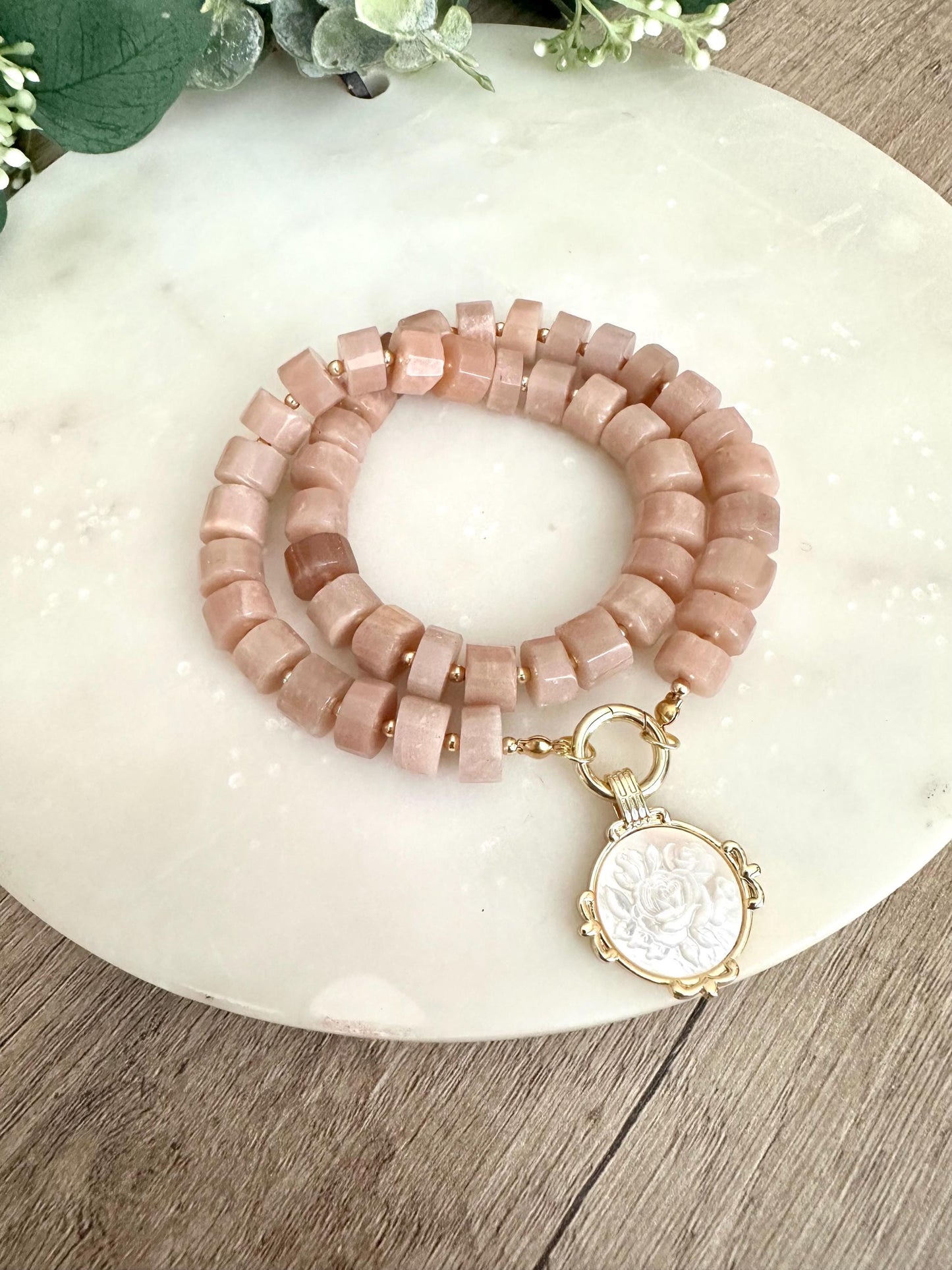 Peach Moonstone Beaded Necklace Locket Rose Coin Pendant Chunky Necklaces -Gift-Wedding-Bridesmaid